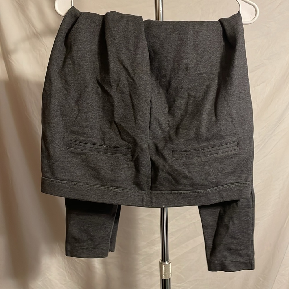 Gap - Picture 6 of 9